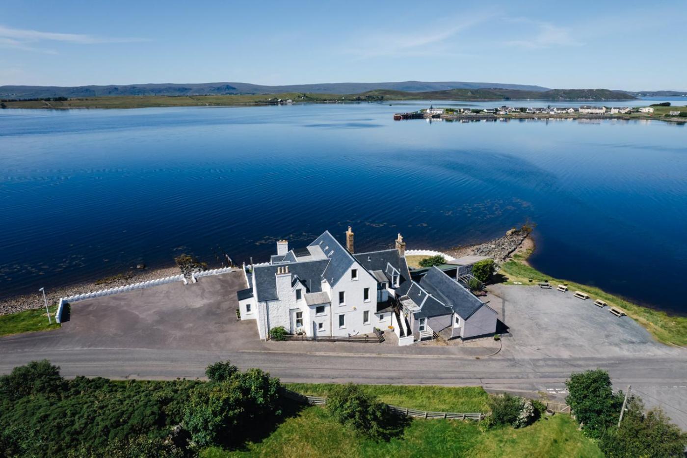Aultbea Hotel Акнашин Экстерьер фото
